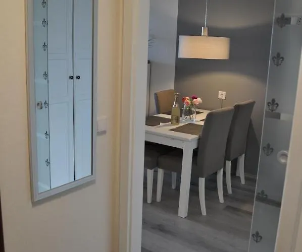 Ferienwohnung Harzer Waldwichtel アパート ゴスラー